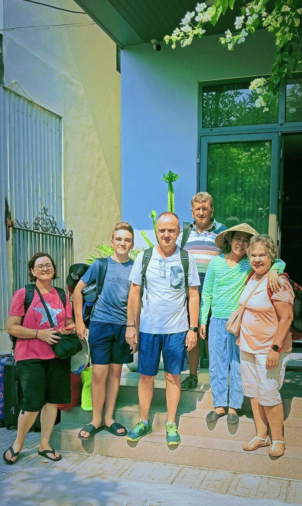 Canh Tien Homestay Tam Thanh Beach Тамки Екстериор снимка